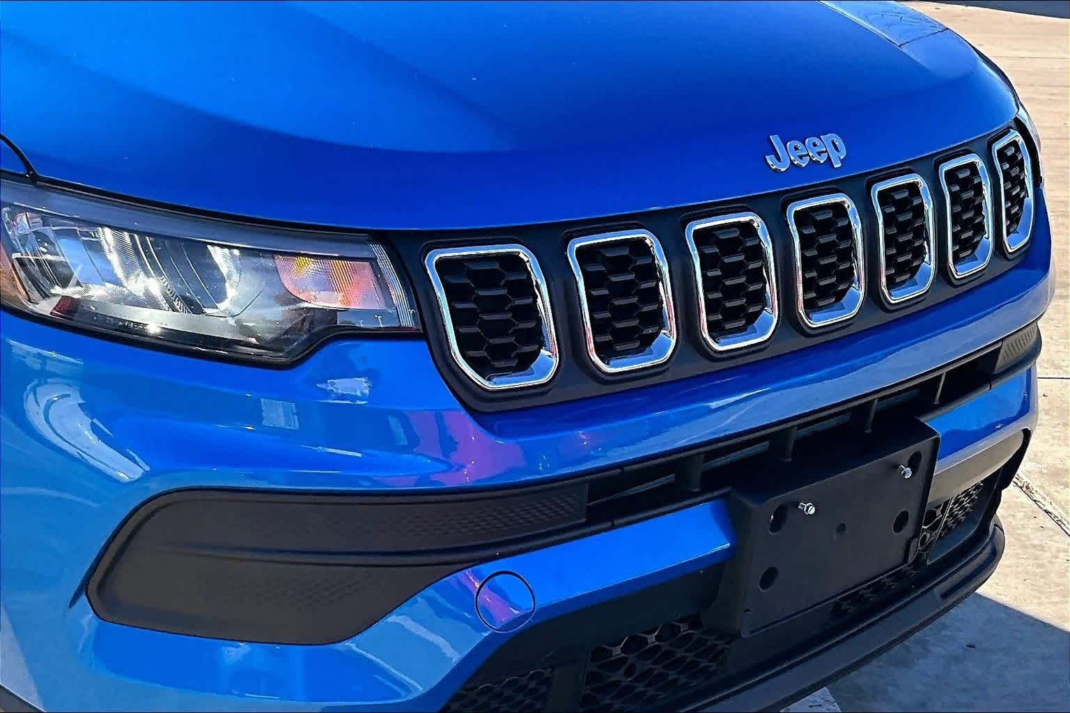 Thumbnail: 2024 Jeep Compass - 29