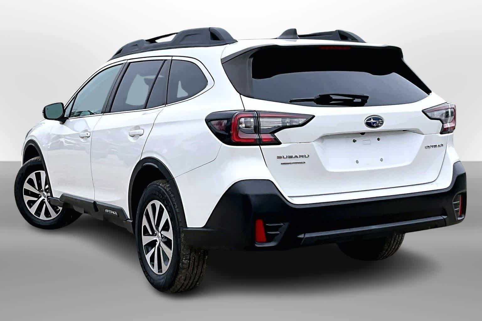 Thumbnail: 2022 Subaru Outback - 11