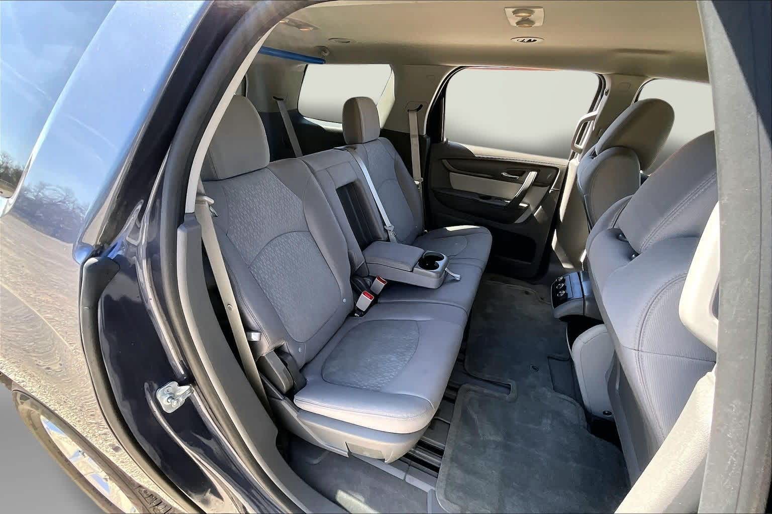 Thumbnail: 2013 GMC Acadia - 26