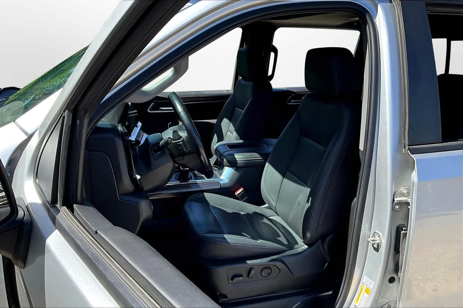 Thumbnail: 2022 Chevrolet Silverado 1500 - 26