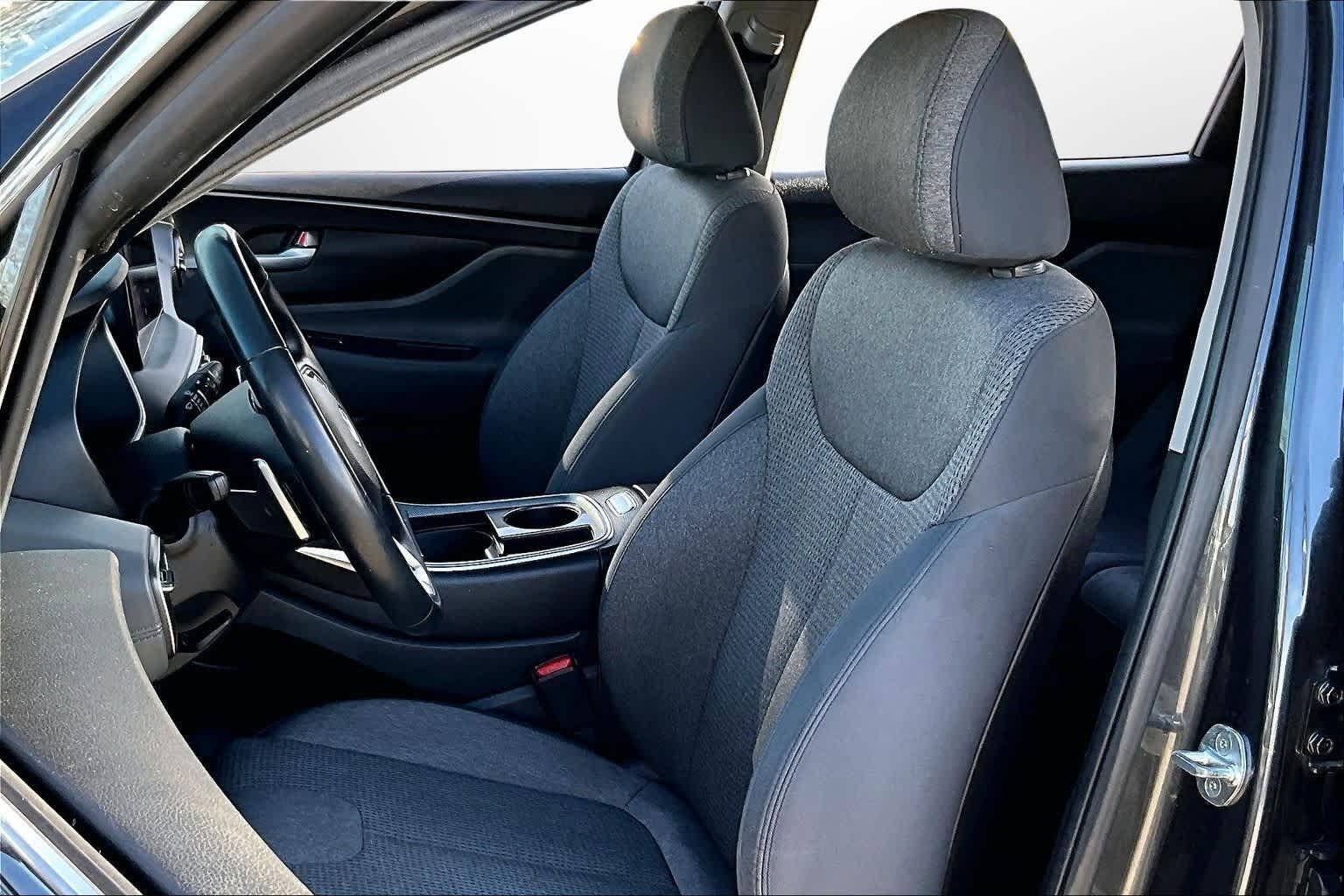 Thumbnail: 2023 Hyundai Santa Fe - 25