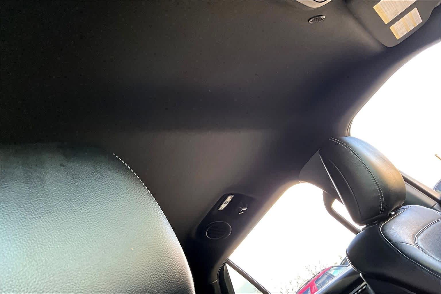 Thumbnail: 2020 Ford Explorer - 14