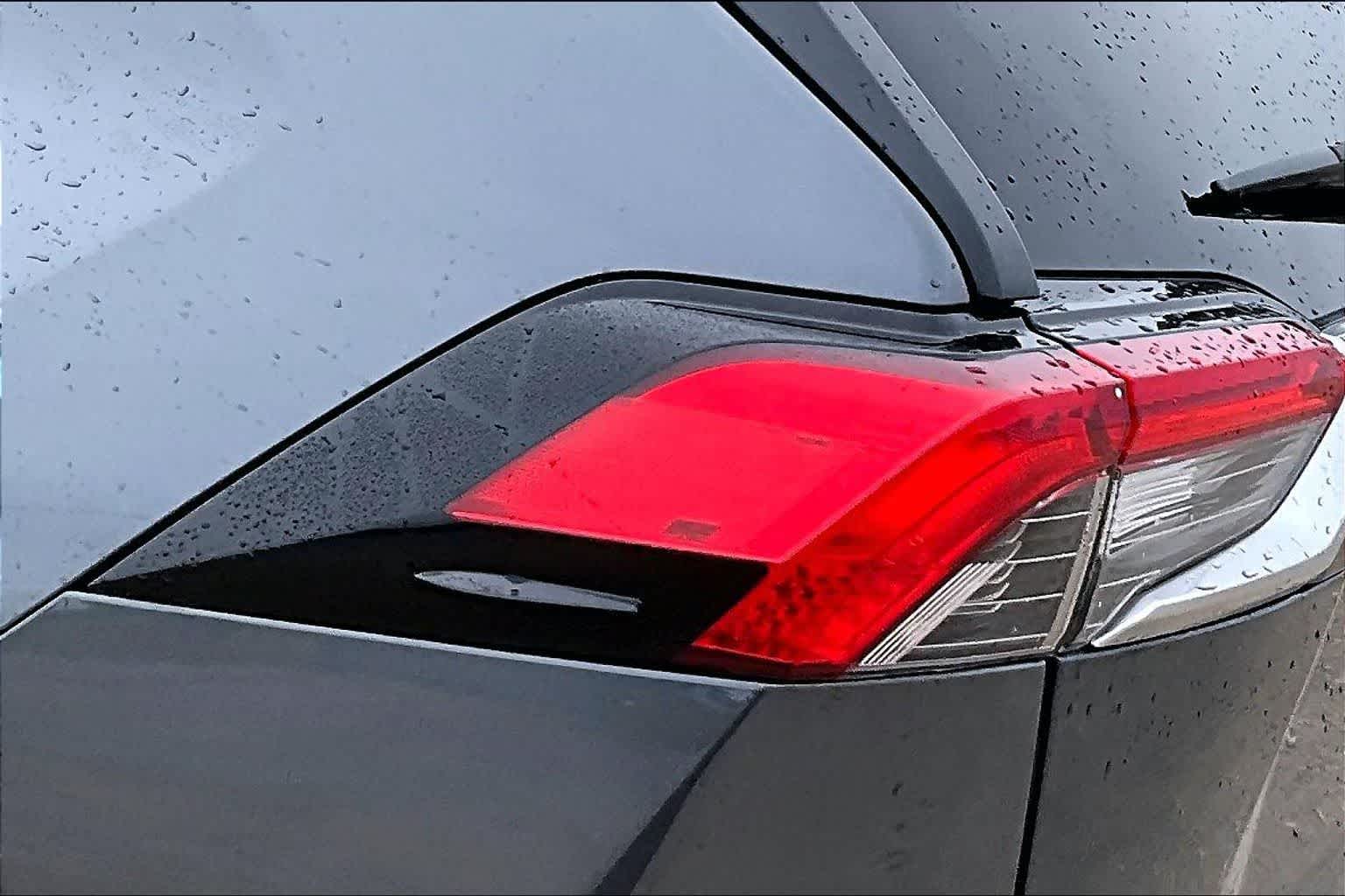 Thumbnail: 2019 Toyota RAV4 - 27