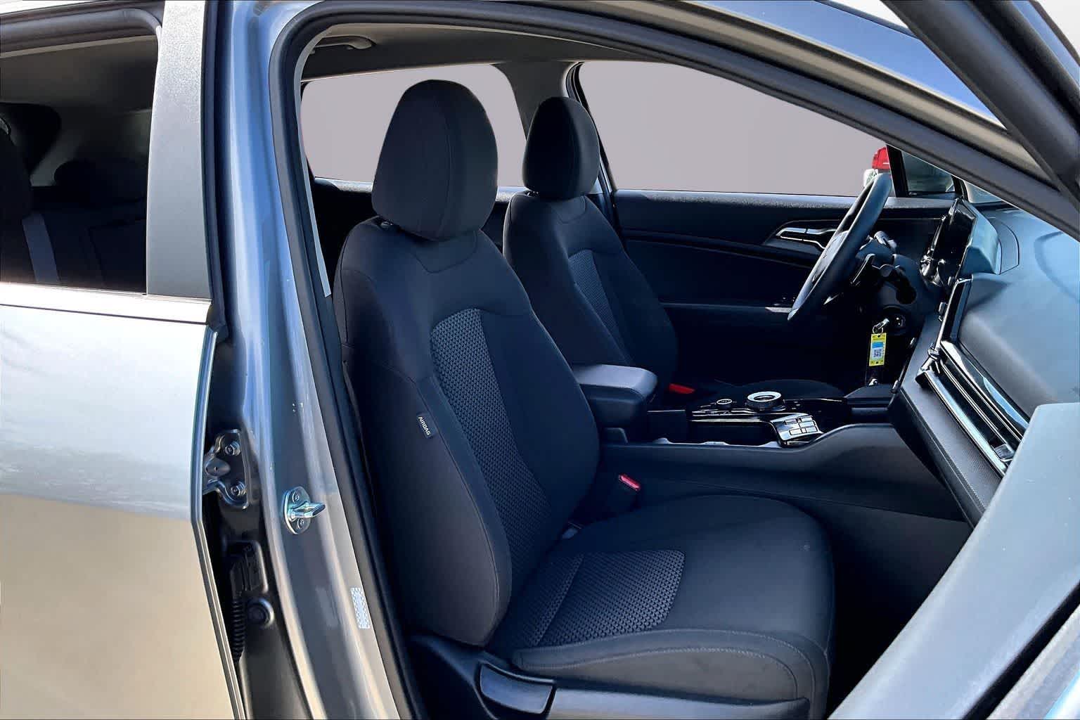 Thumbnail: 2024 Kia Sportage - 7