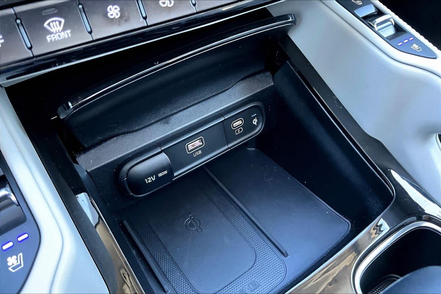 Thumbnail: 2024 Kia Telluride - 23