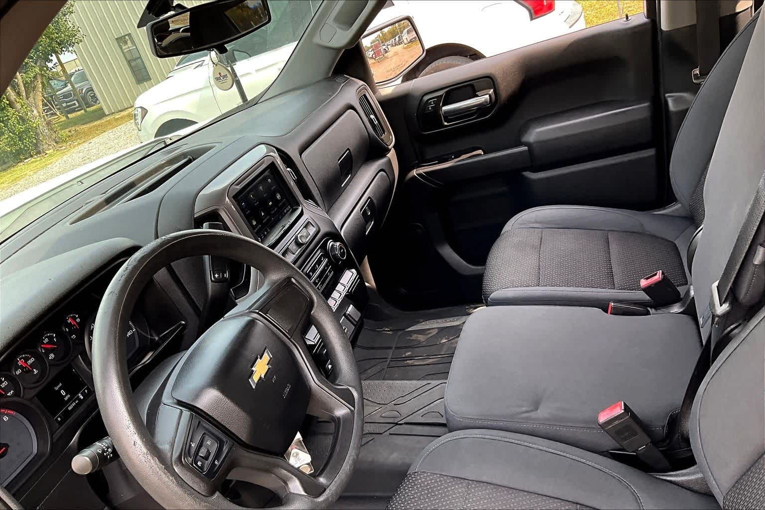 Thumbnail: 2019 Chevrolet Silverado 1500 - 13