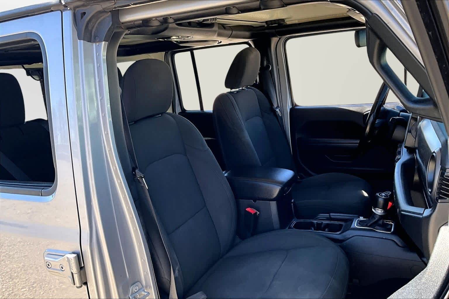 Thumbnail: 2020 Jeep Wrangler - 7