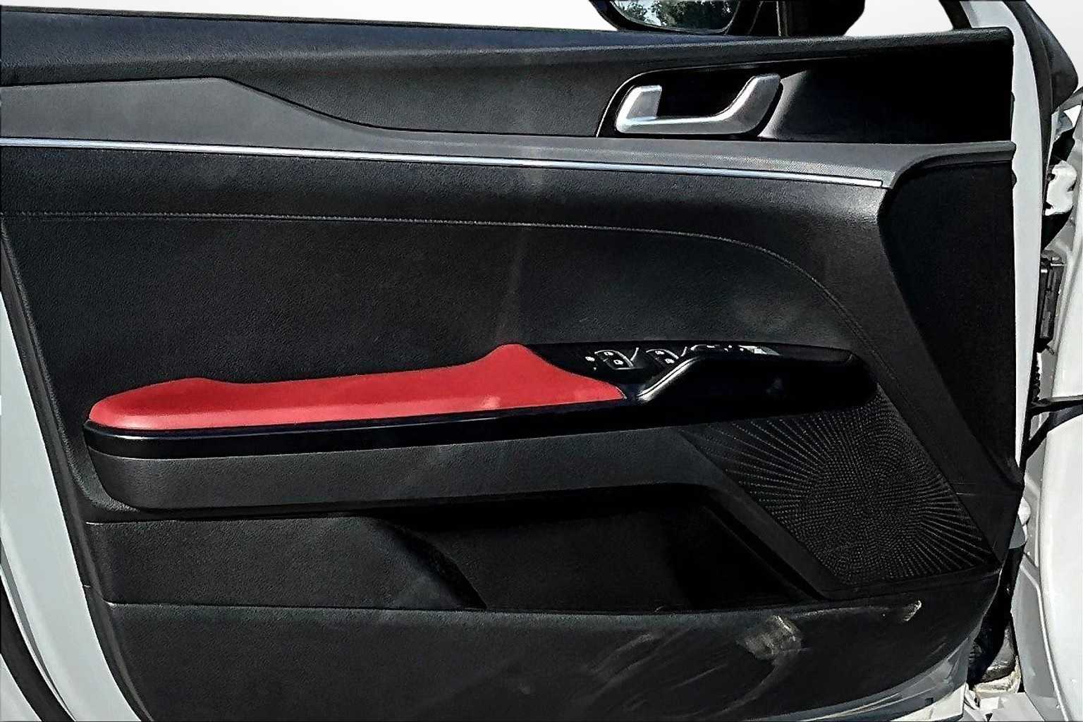Thumbnail: 2023 Kia K5 - 17