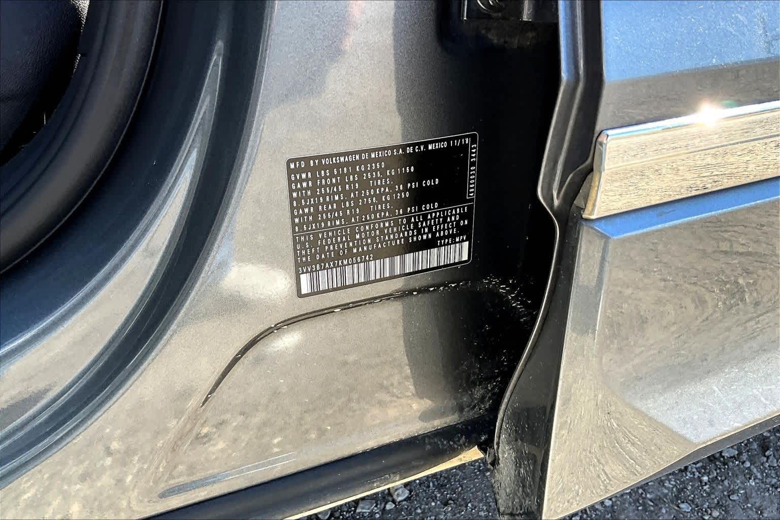 Thumbnail: 2019 Volkswagen Tiguan - 32