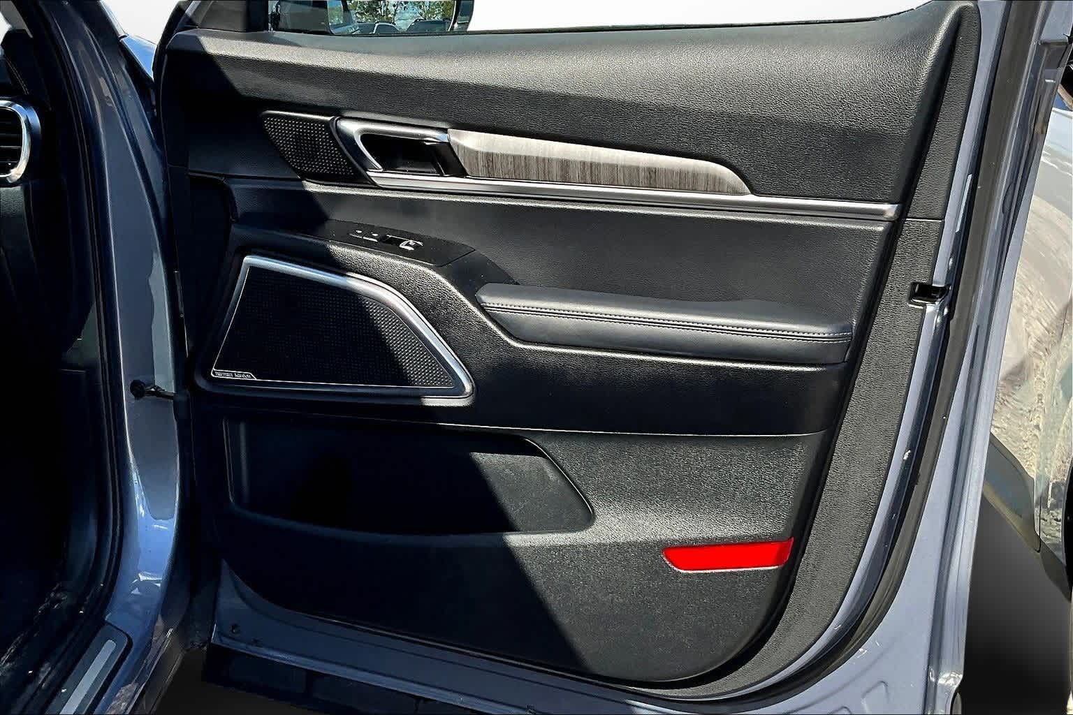 Thumbnail: 2024 Kia Telluride - 16