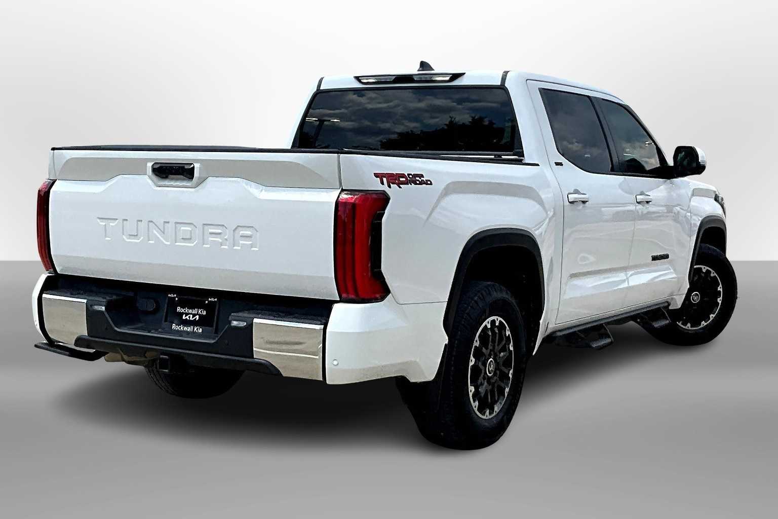 2024 Toyota Tundra SR5 CrewMax photo 2