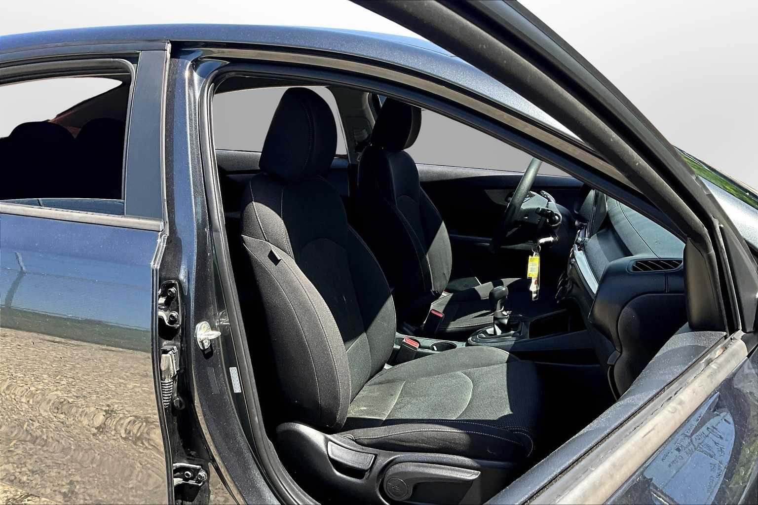 Thumbnail: 2020 Kia Forte - 7