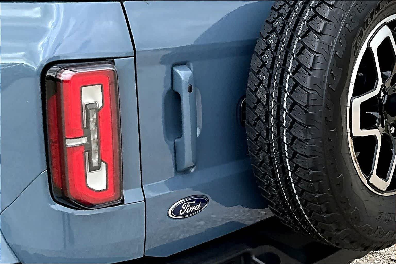 Thumbnail: 2023 Ford Bronco - 29