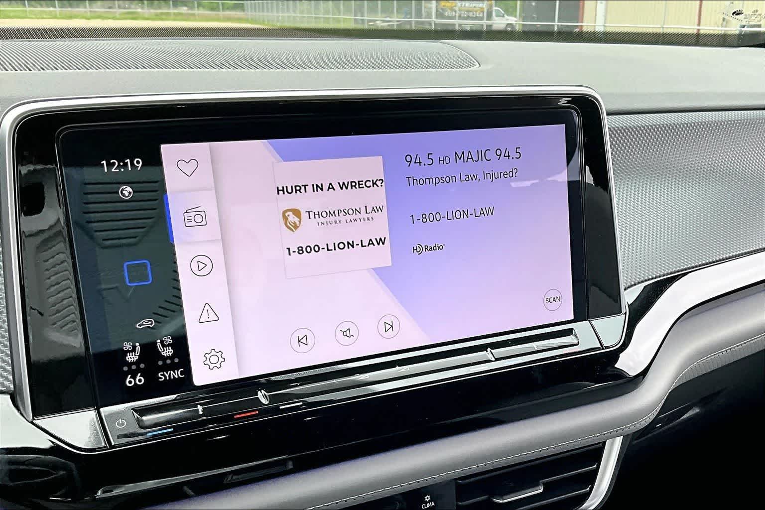 Thumbnail: 2024 Volkswagen Atlas - 6