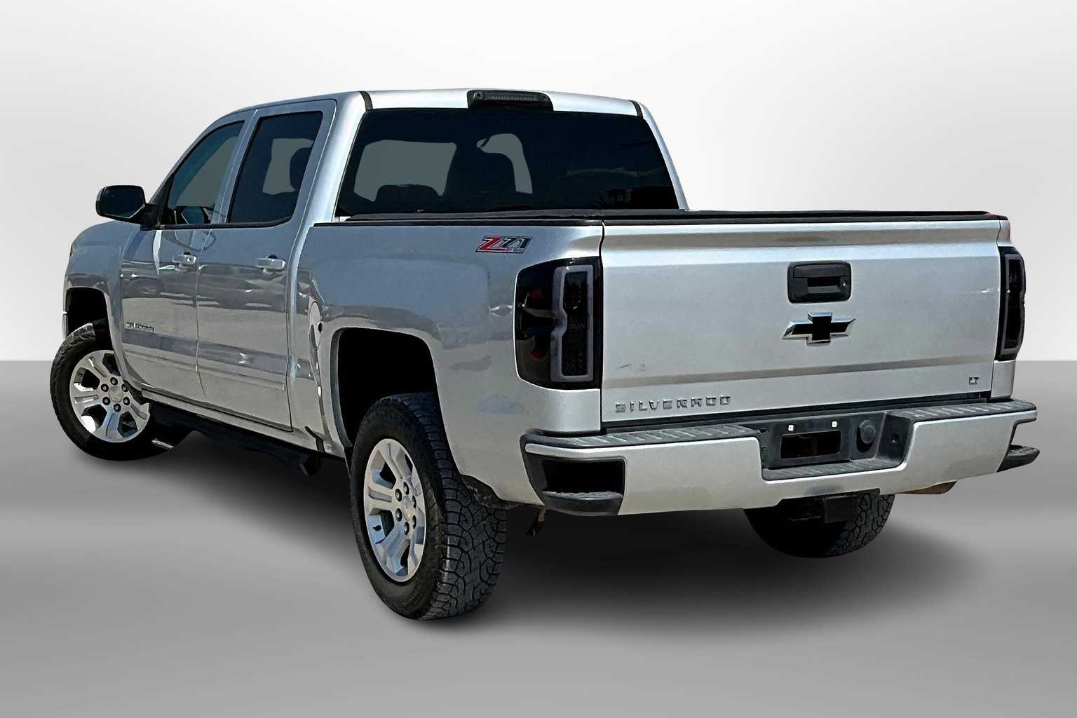 Thumbnail: 2017 Chevrolet Silverado 1500 - 11