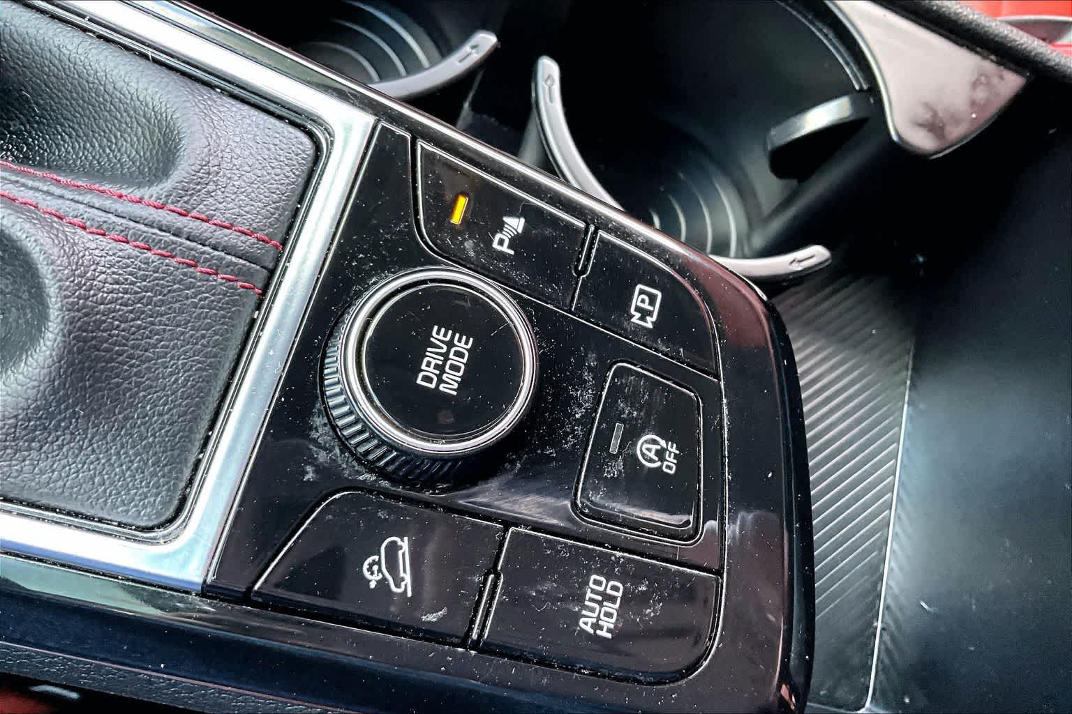 Thumbnail: 2023 Kia Sportage - 23