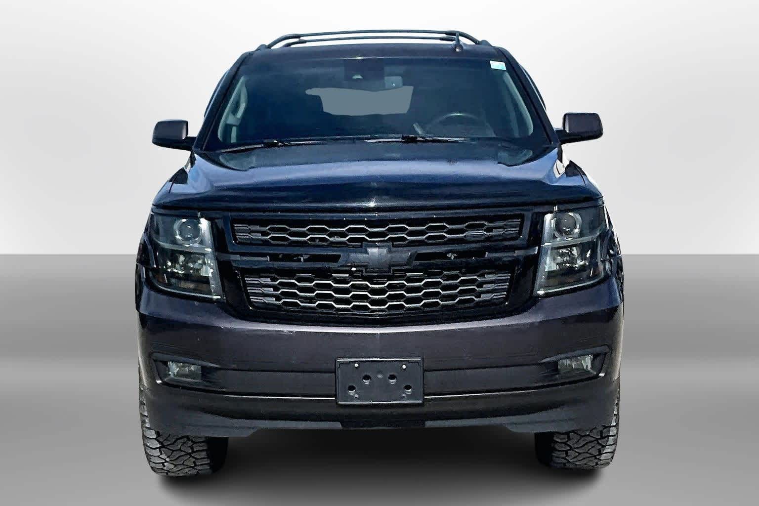 Thumbnail: 2016 Chevrolet Suburban - 3