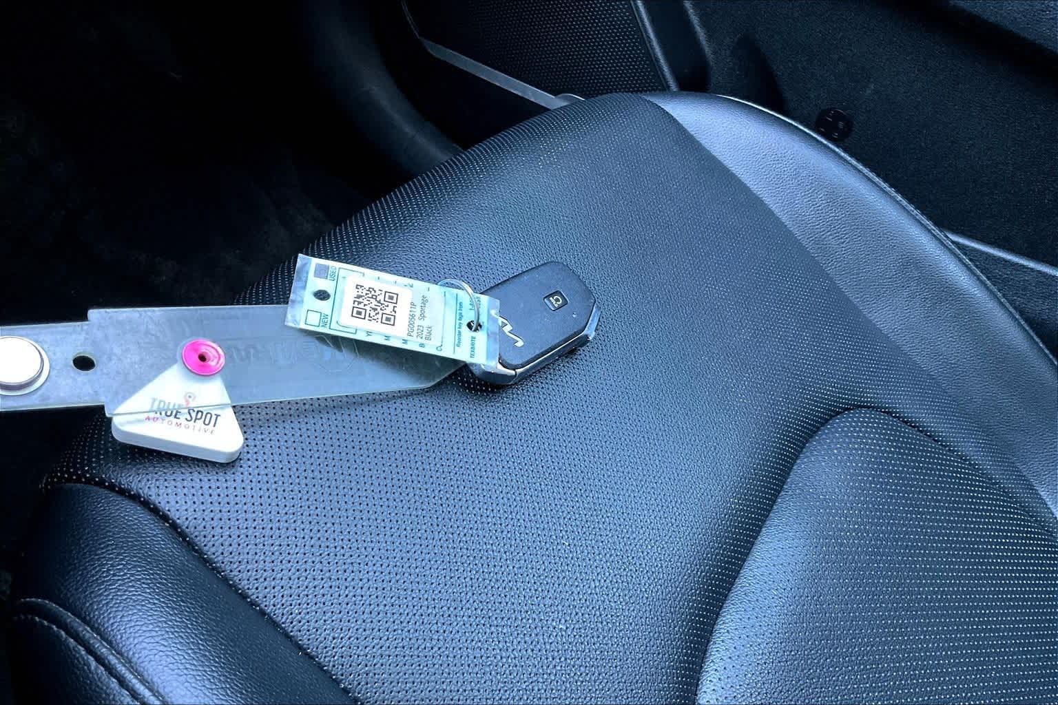 Thumbnail: 2023 Kia Sportage - 9