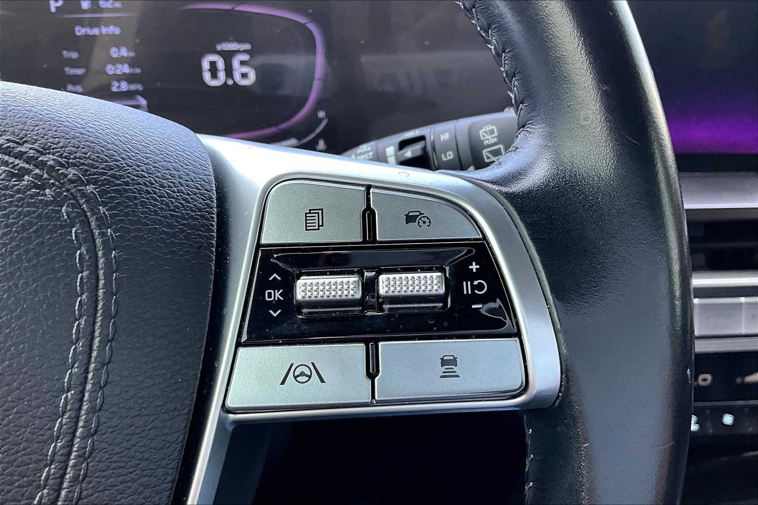 Thumbnail: 2023 Kia Telluride - 20