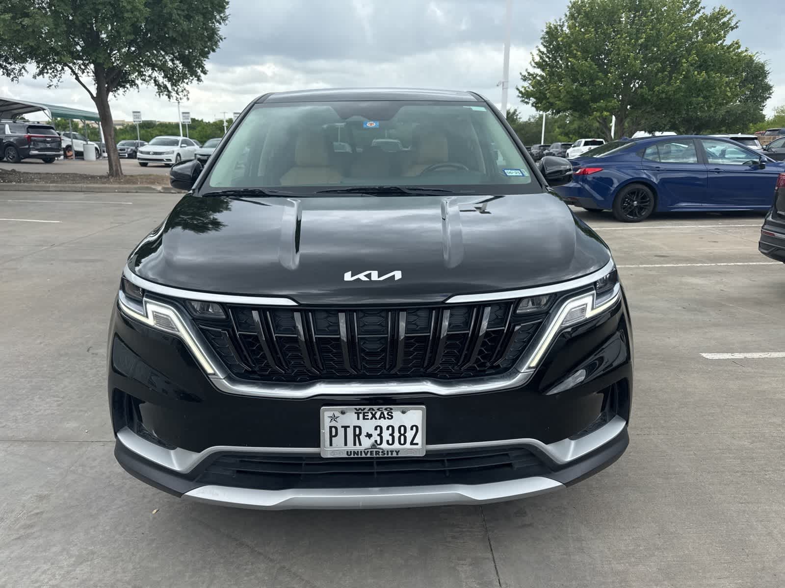 Thumbnail: 2022 Kia Carnival - 2