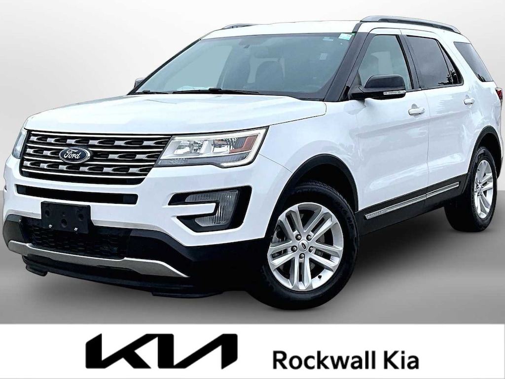 Used 2017 Ford Explorer XLT SUV