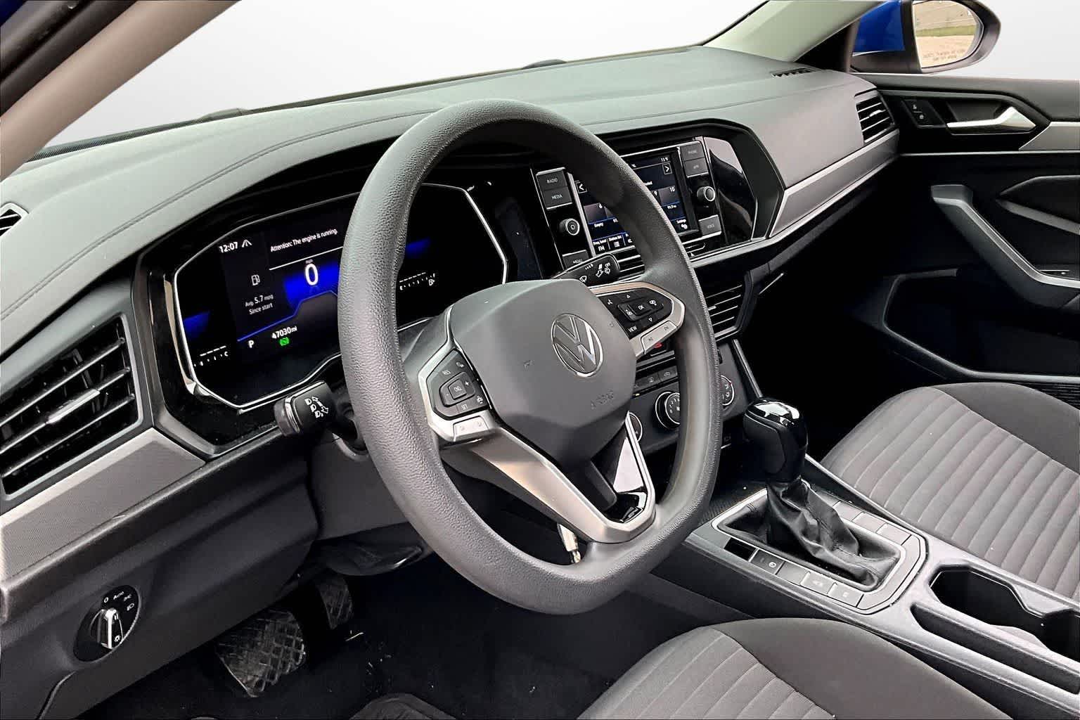 Thumbnail: 2022 Volkswagen Jetta - 12