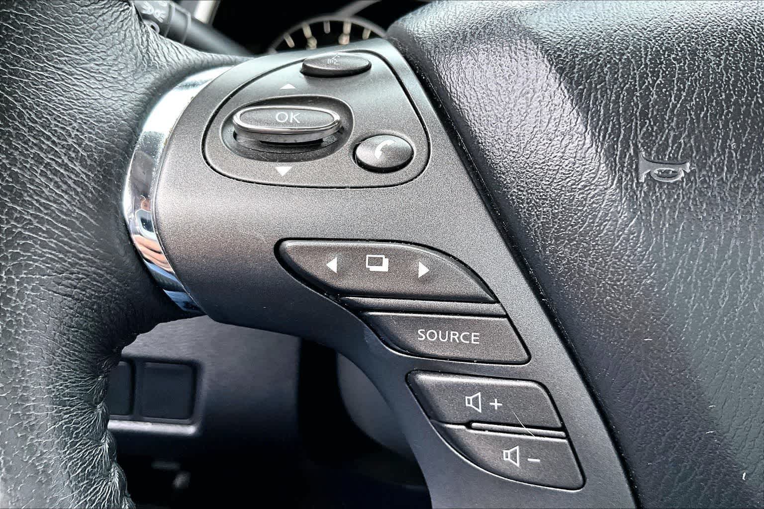 Thumbnail: 2019 Nissan Murano - 17