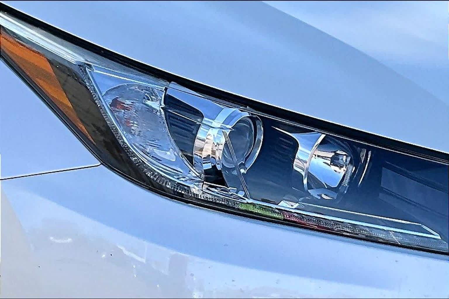 Thumbnail: 2017 Toyota Highlander - 29