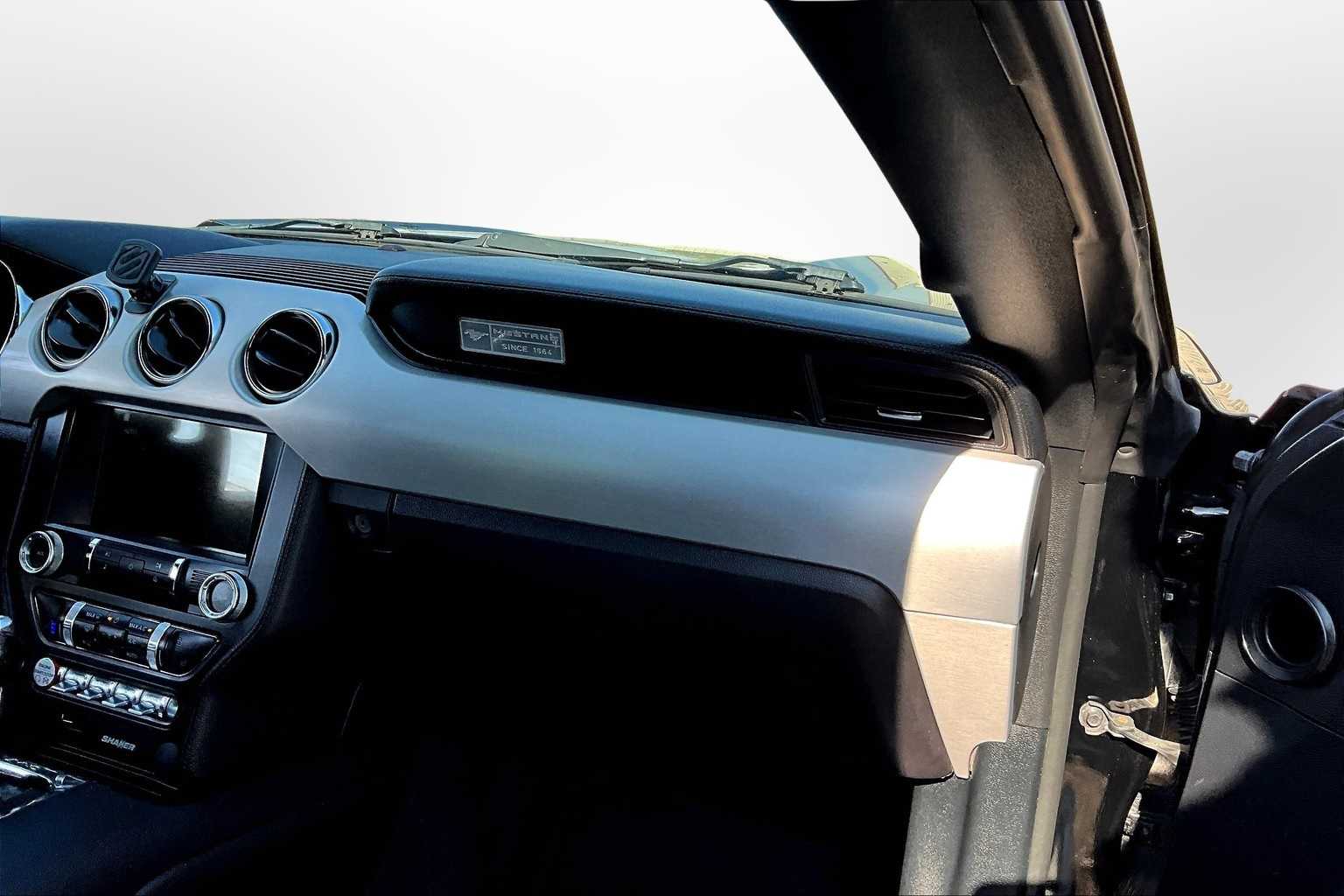 Thumbnail: 2016 Ford Mustang - 15
