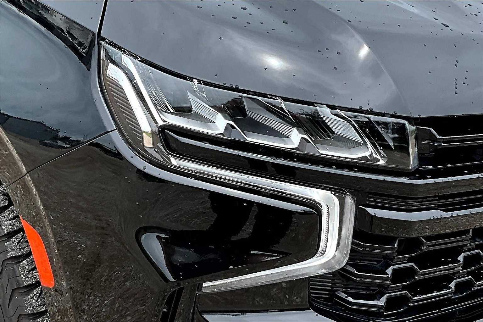 Thumbnail: 2023 Chevrolet Suburban - 30