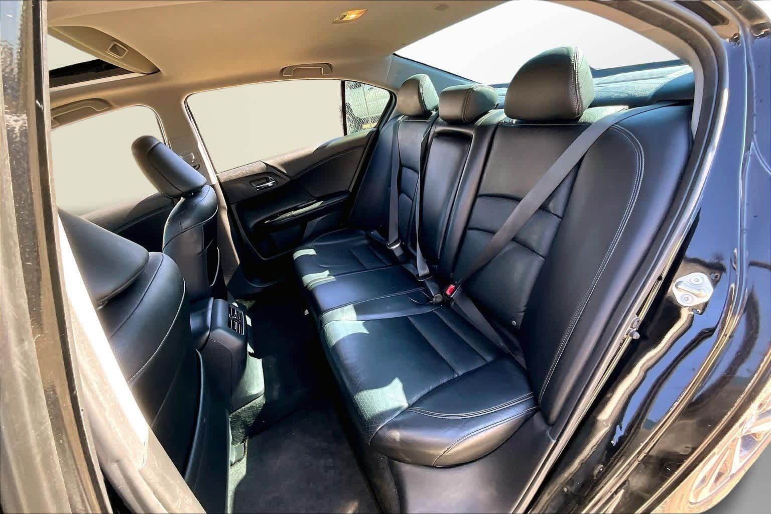 Thumbnail: 2017 Honda Accord - 23