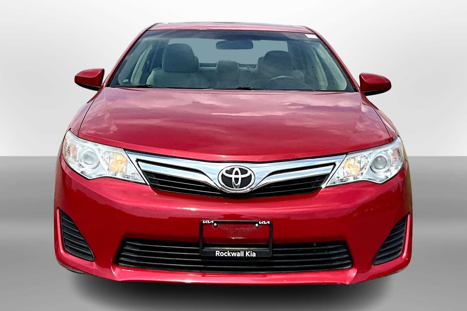 Thumbnail: 2012 Toyota Camry - 3
