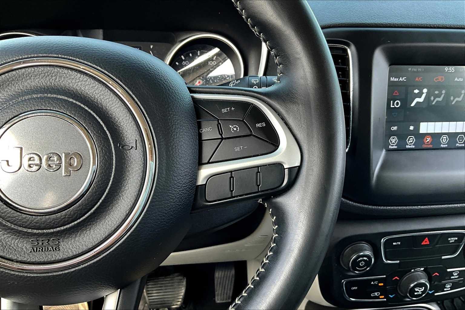 Thumbnail: 2020 Jeep Compass - 20
