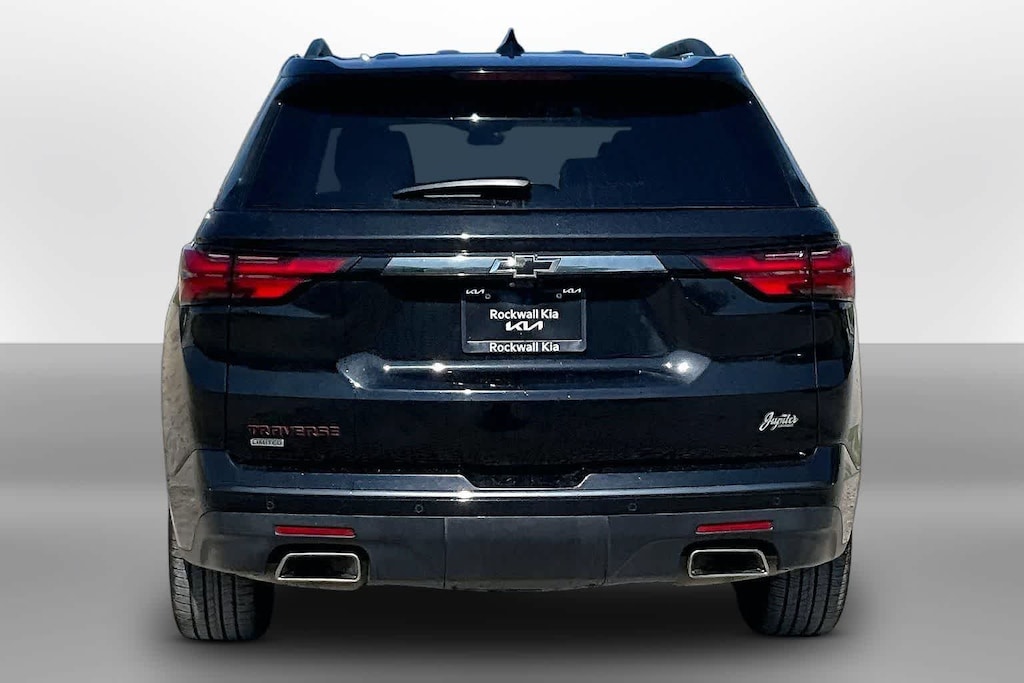 Used 2024 Chevrolet Traverse Limited Premier SUV