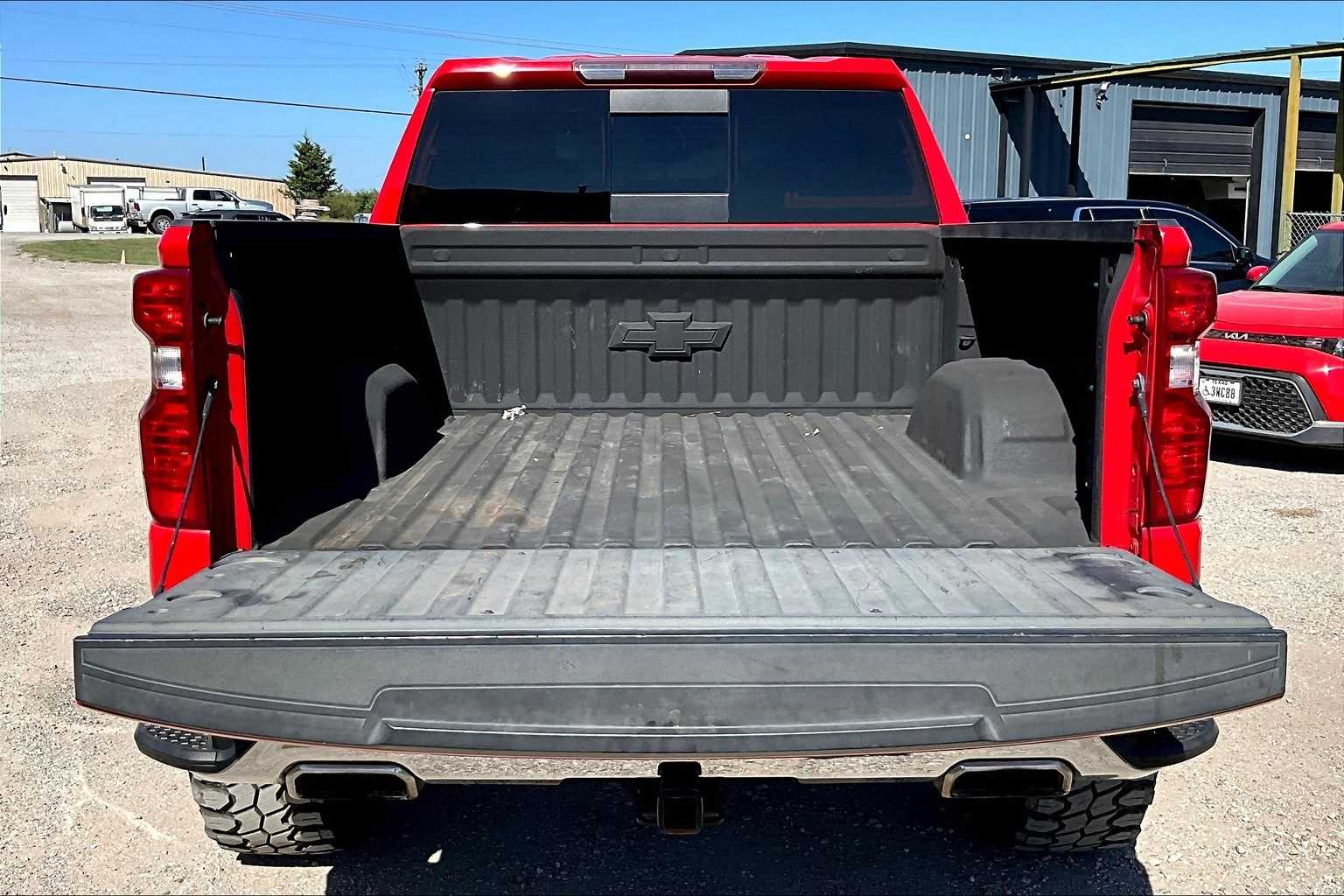 Thumbnail: 2020 Chevrolet Silverado 1500 - 28