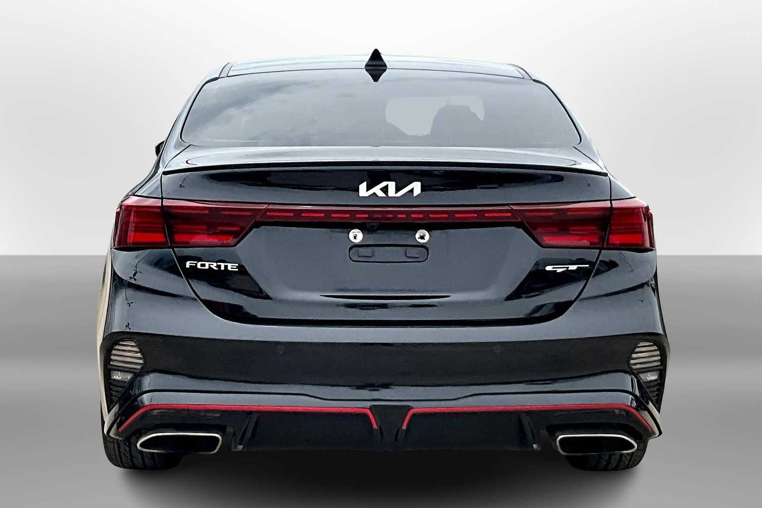 2022 Kia Forte GT 4