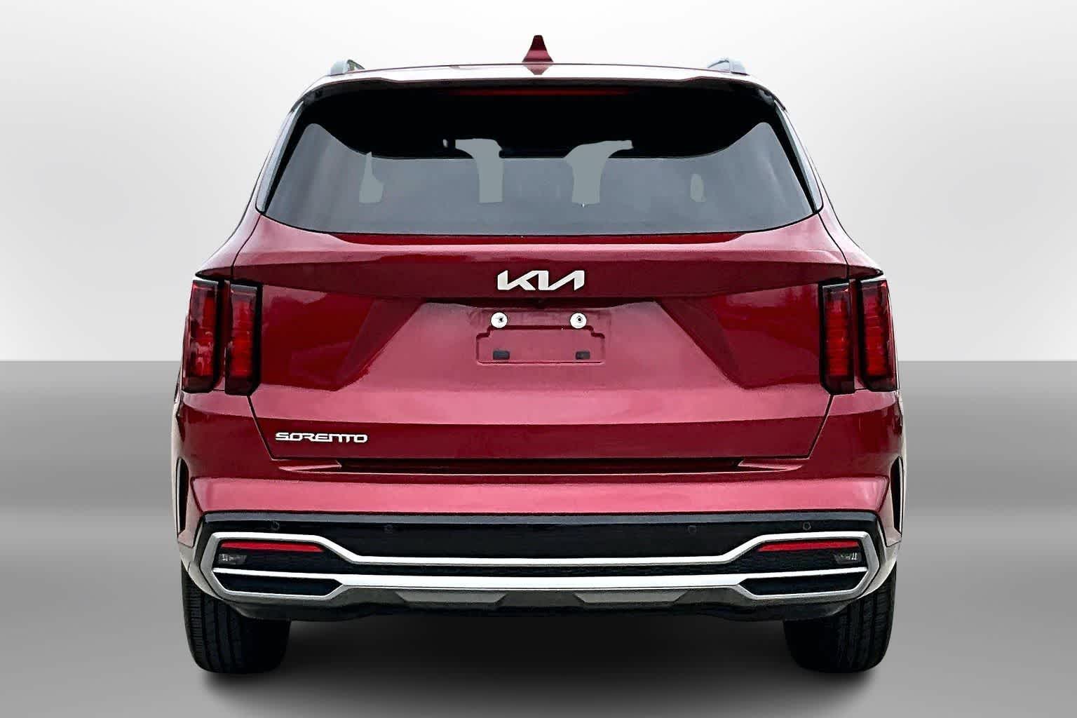 Thumbnail: 2023 Kia Sorento - 4