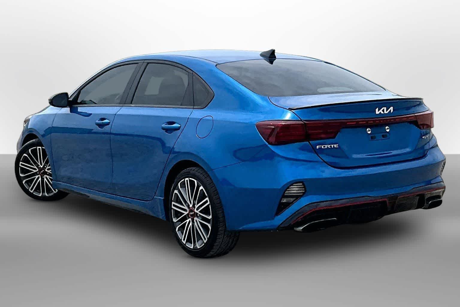 Thumbnail: 2022 Kia Forte - 10