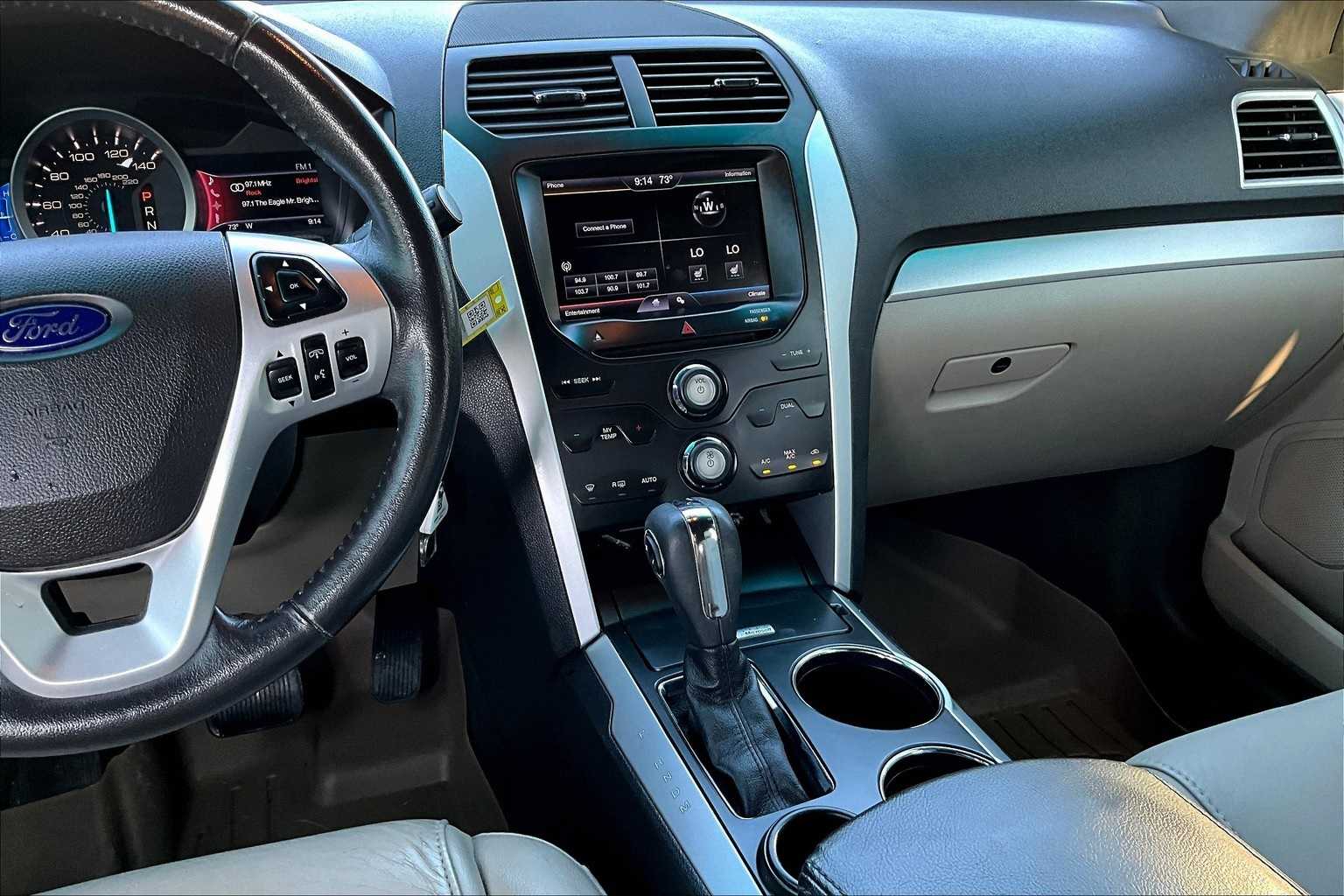 Thumbnail: 2013 Ford Explorer - 6