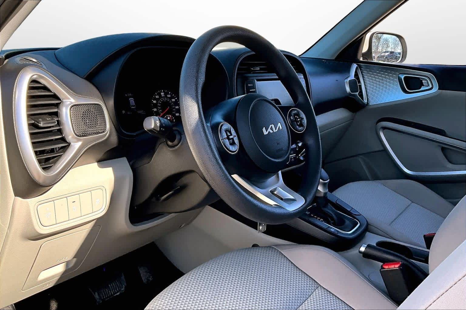 Thumbnail: 2022 Kia Soul - 12