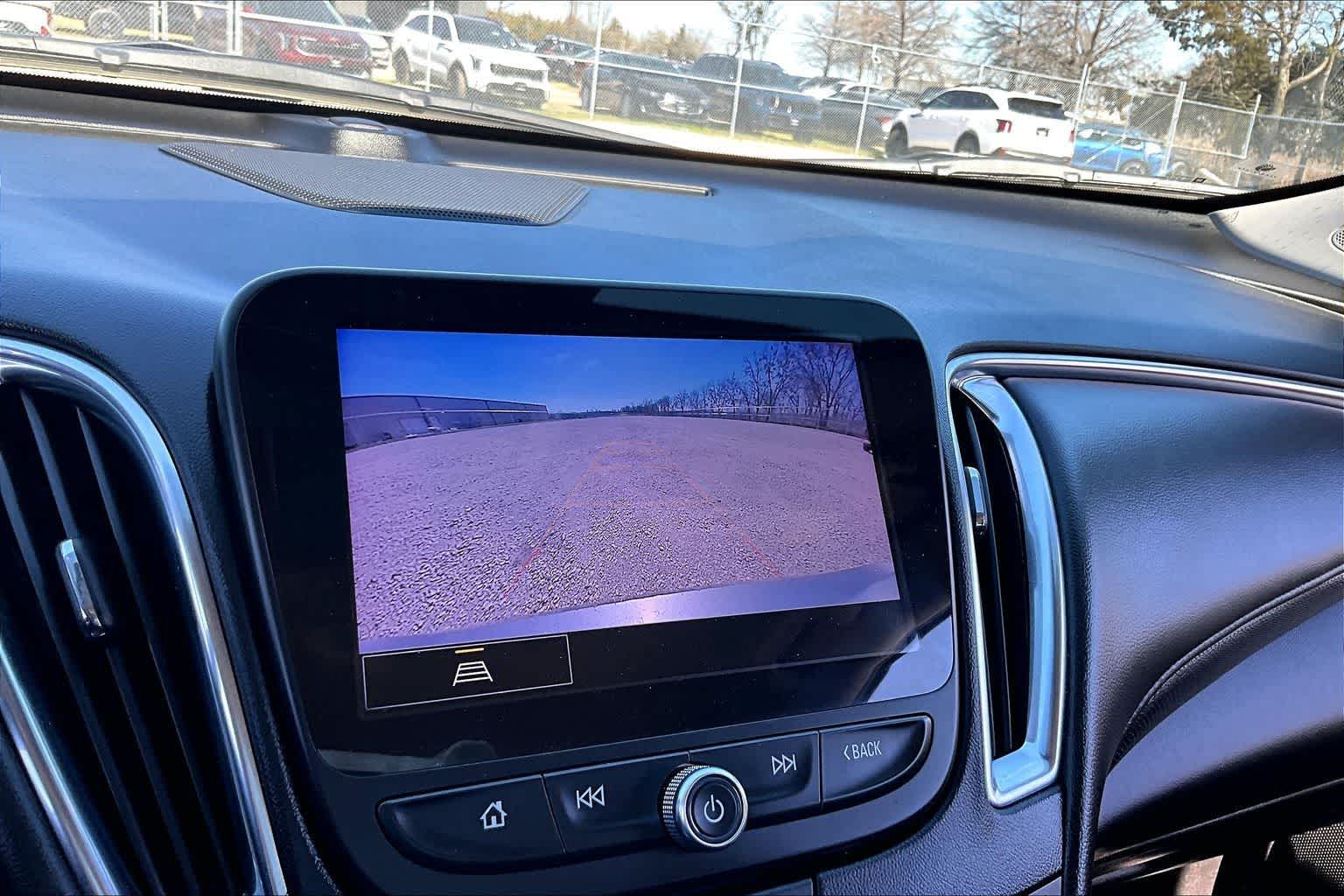 Thumbnail: 2023 Chevrolet Malibu - 20