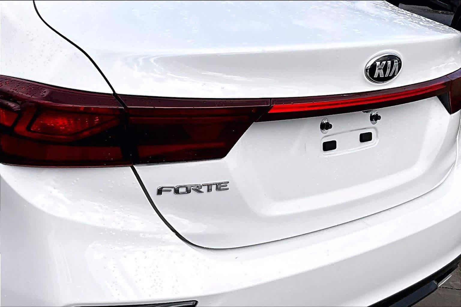 Thumbnail: 2021 Kia Forte - 31