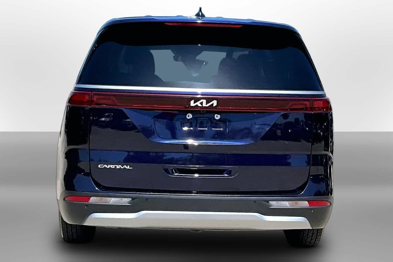 Thumbnail: 2024 Kia Carnival - 3