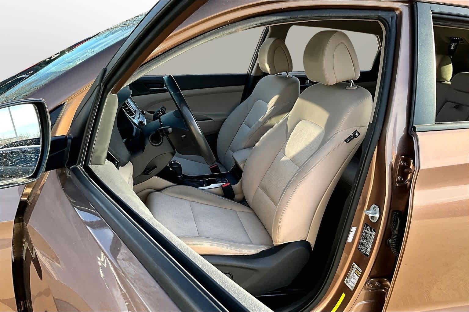 Thumbnail: 2016 Hyundai Tucson - 24