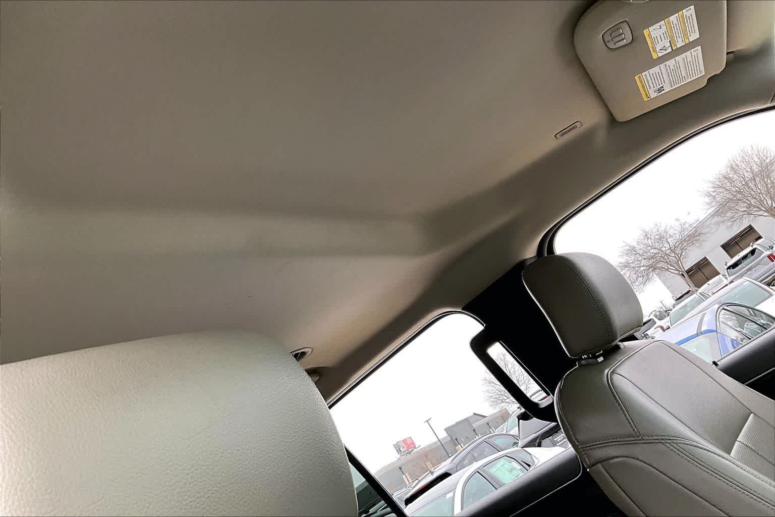 Thumbnail: 2019 Ford Expedition - 16