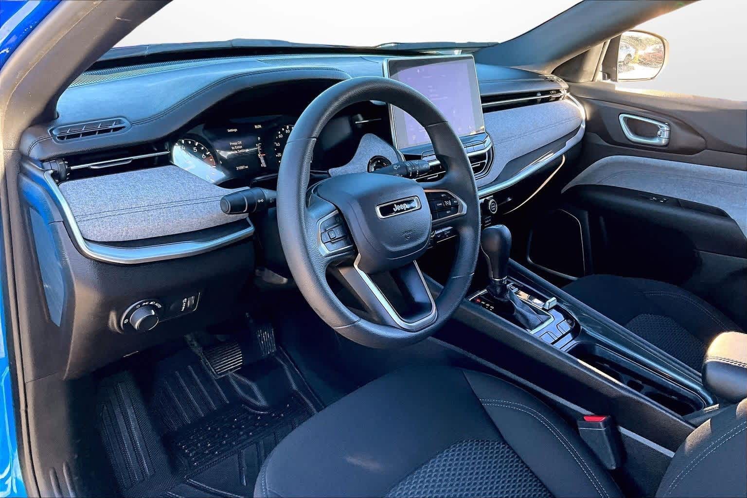 Thumbnail: 2024 Jeep Compass - 12