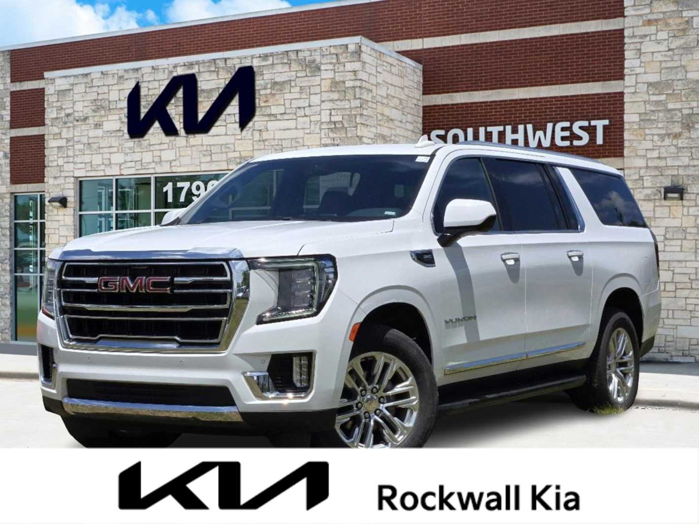 2022 GMC Yukon XL SLT -
                Rockwall, TX