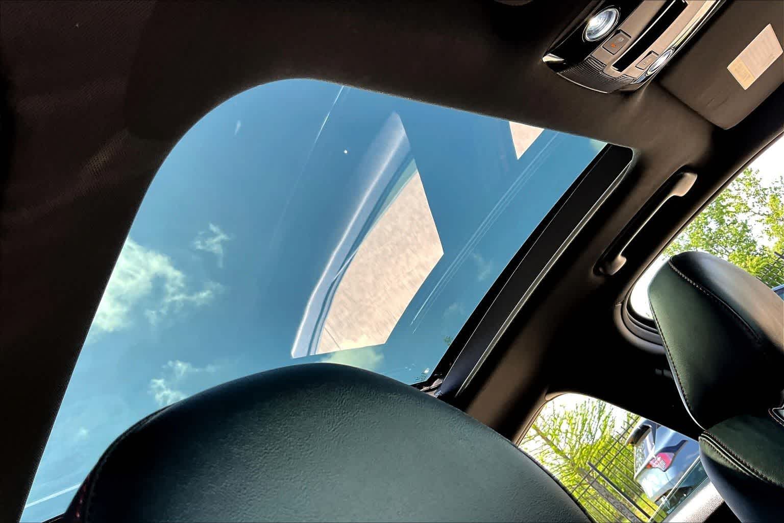 Thumbnail: 2023 Kia K5 - 16