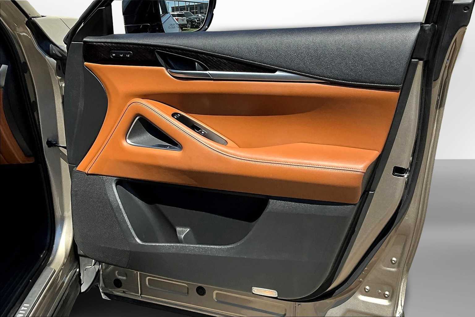Thumbnail: 2022 INFINITI QX60 - 18