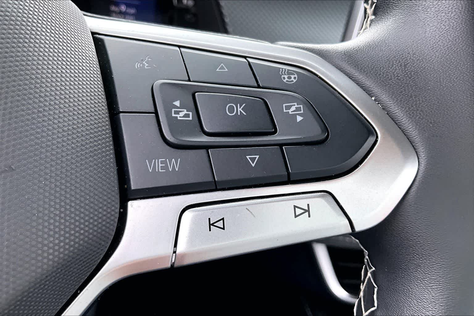 Thumbnail: 2024 Volkswagen Atlas - 18